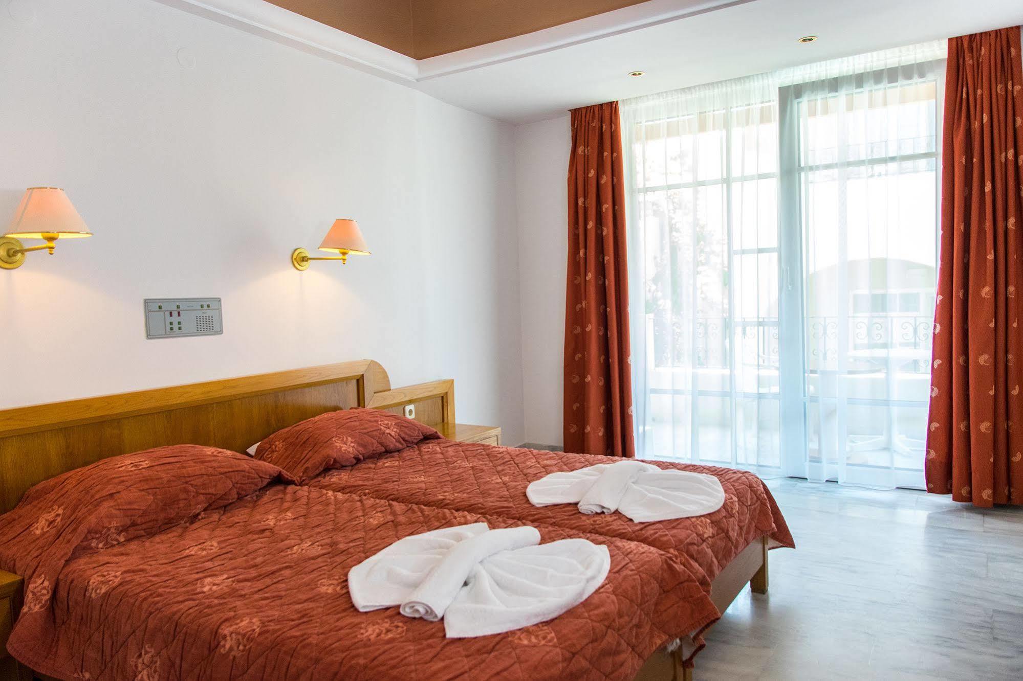 Anita Beach Hotel- Adults Only Rethymno Eksteriør bilde